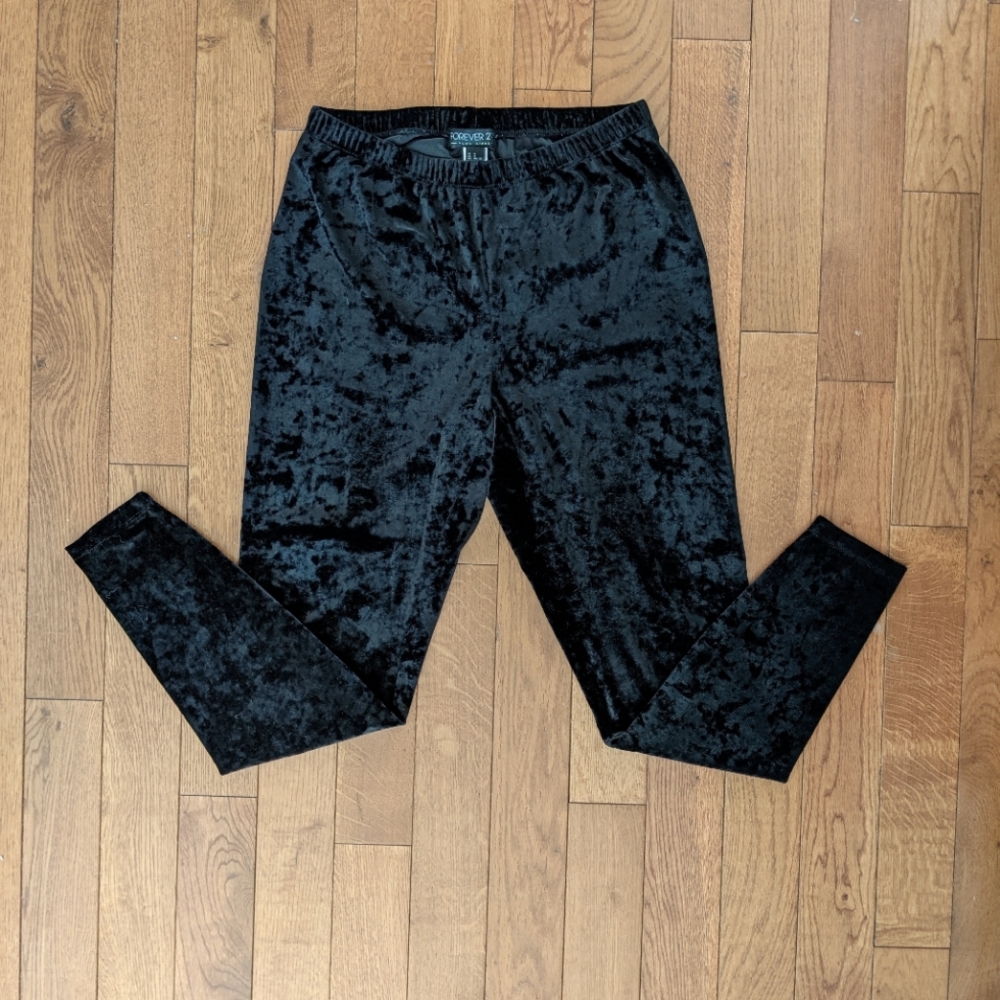 🌟3/$10🌟 Velvet Leggings